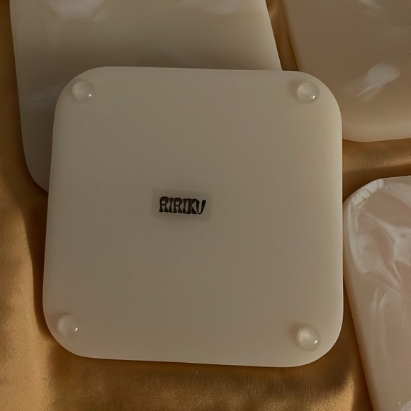 Ririku Resin Coasters new in box cream with white marbling effect. Marked. - Picture 5 of 5